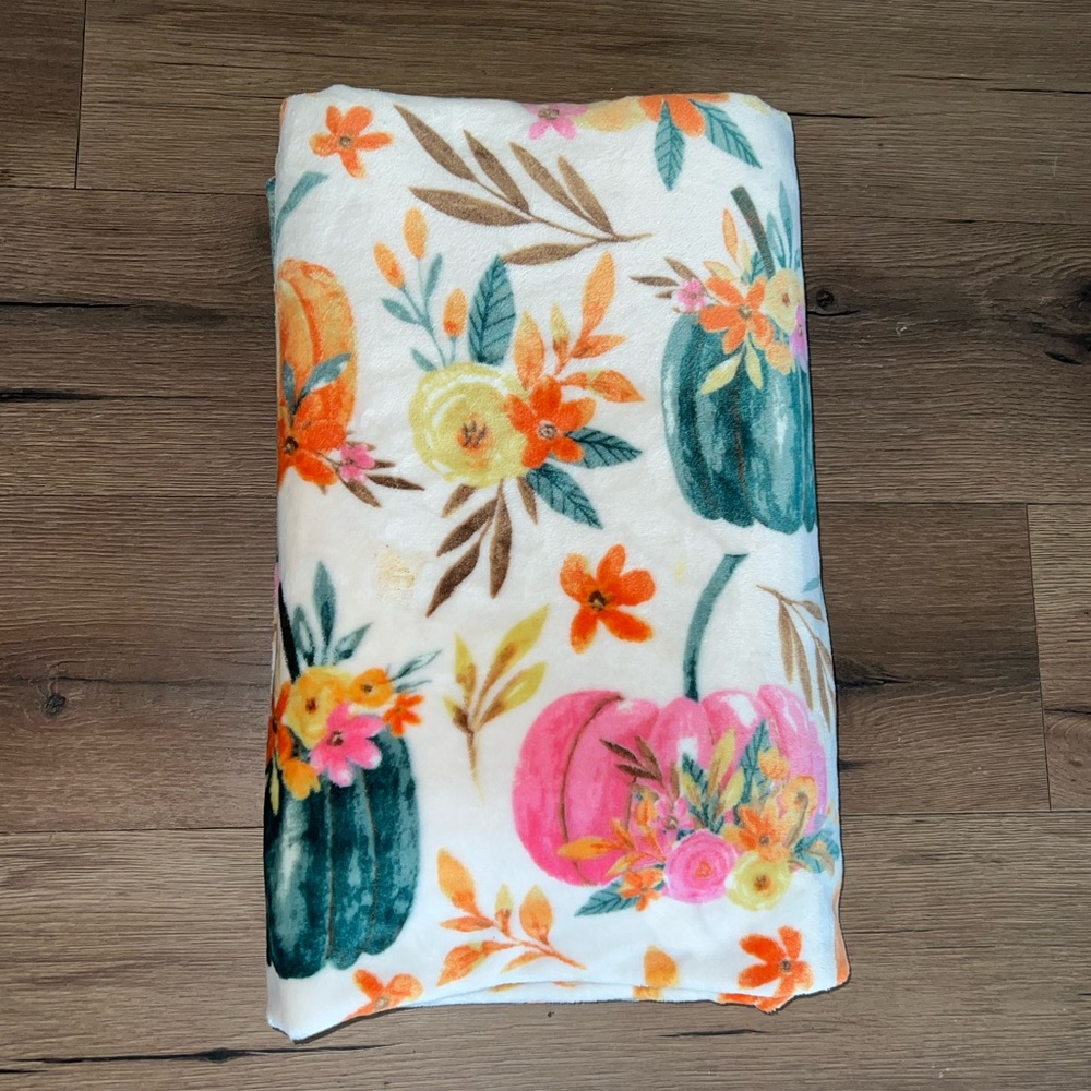 Floral Pumpkin Print Blanket